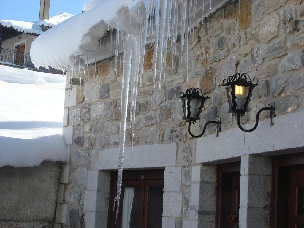 Hotel Ξενωνασ Σελινουντα Kosmás Exterior foto