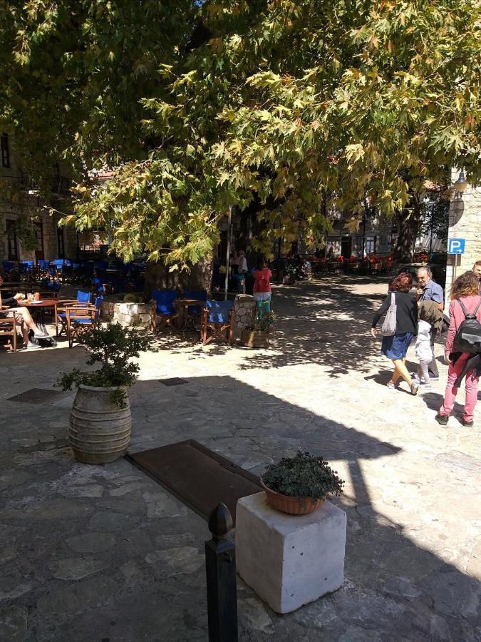 Hotel Ξενωνασ Σελινουντα Kosmás Exterior foto